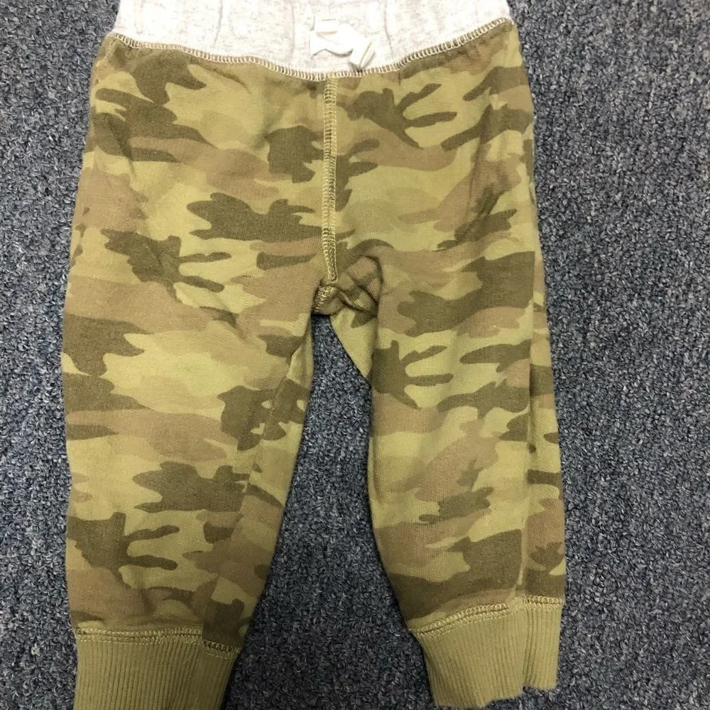Carter’s Camo Boys Pants 9 Months